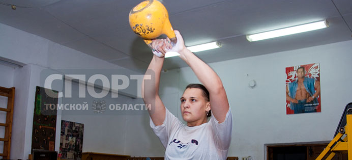 Анастасия Золотарева  – чемпионка Европы по гиревому спорту